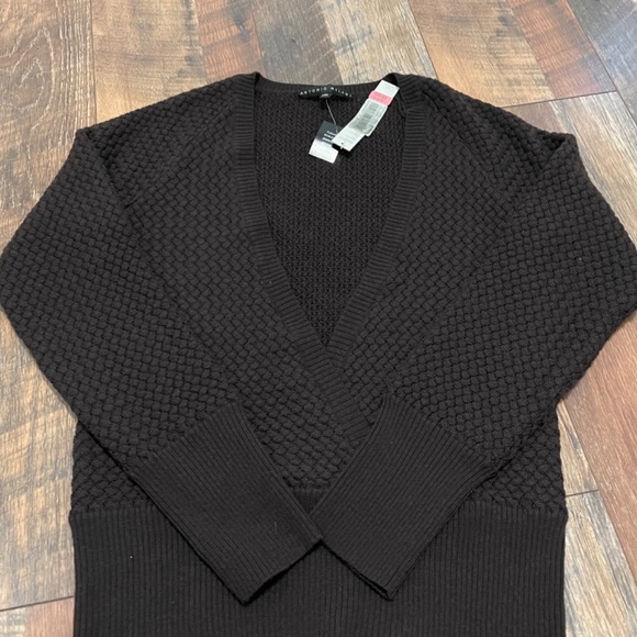 Antonio Milani Sweater - Picture 3 of 4